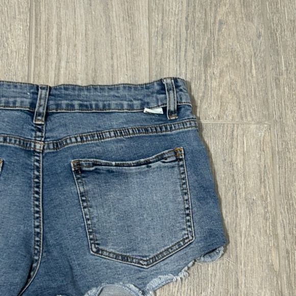 Women's Billabong Distressed Tie Short Jean Shorts - 26 - Picture 8 of 10